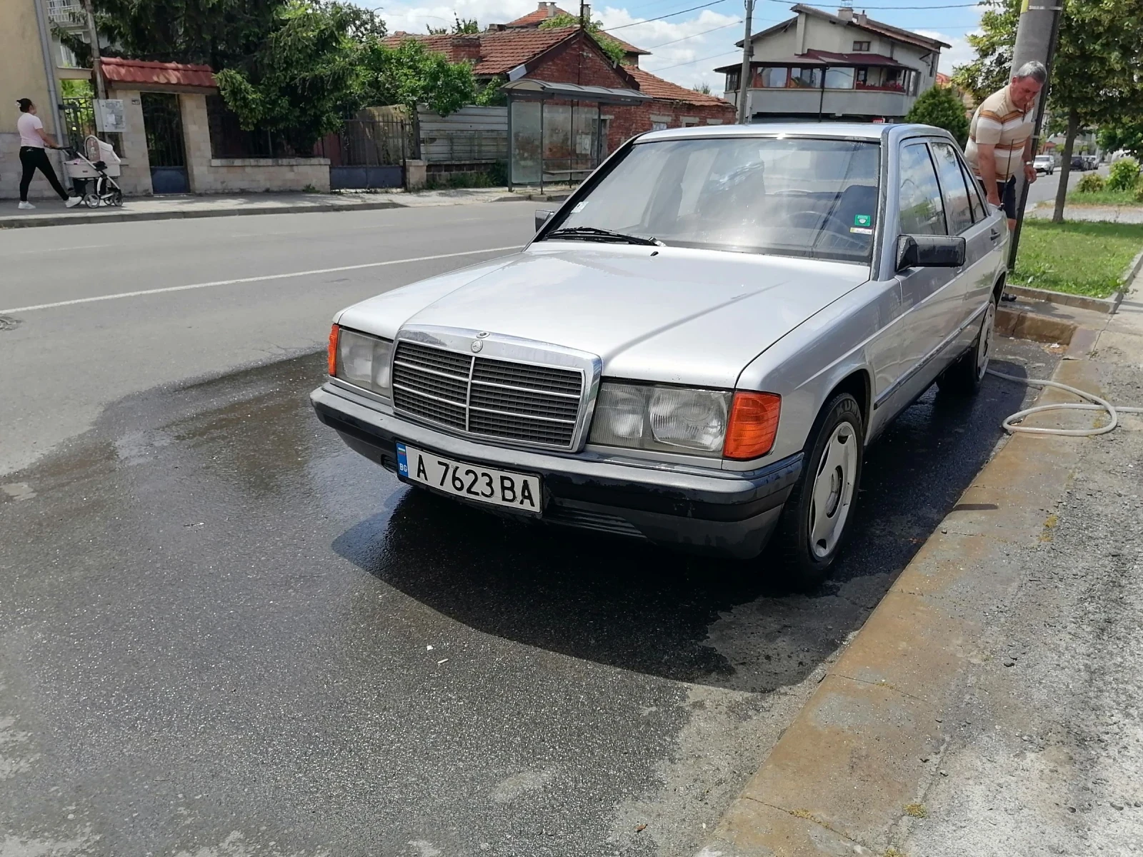 Mercedes-Benz 190