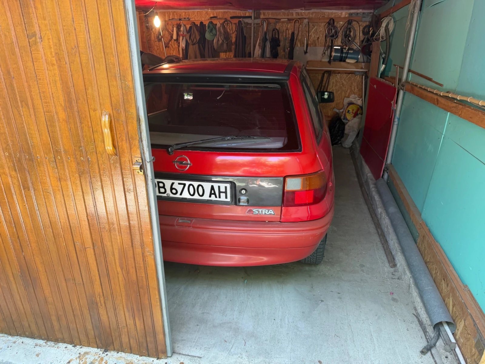 Opel Astra 1.6i, снимка 10 - Автомобили и джипове - 55024001