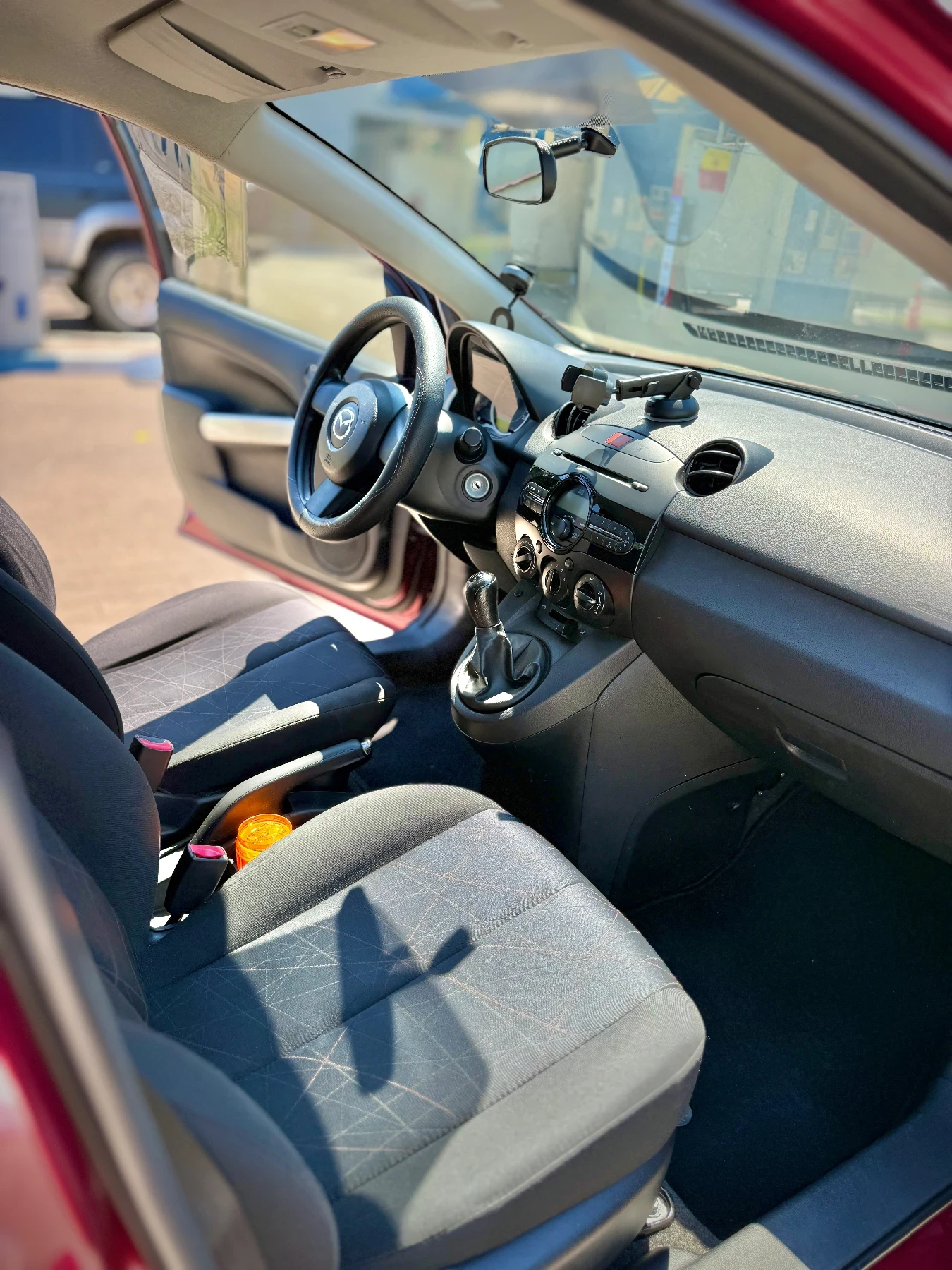 Mazda 2 НОВ ВНОС* КЛИМА* ОБСЛУЖЕНА* EURO 5, снимка 7 - Автомобили и джипове - 55064191