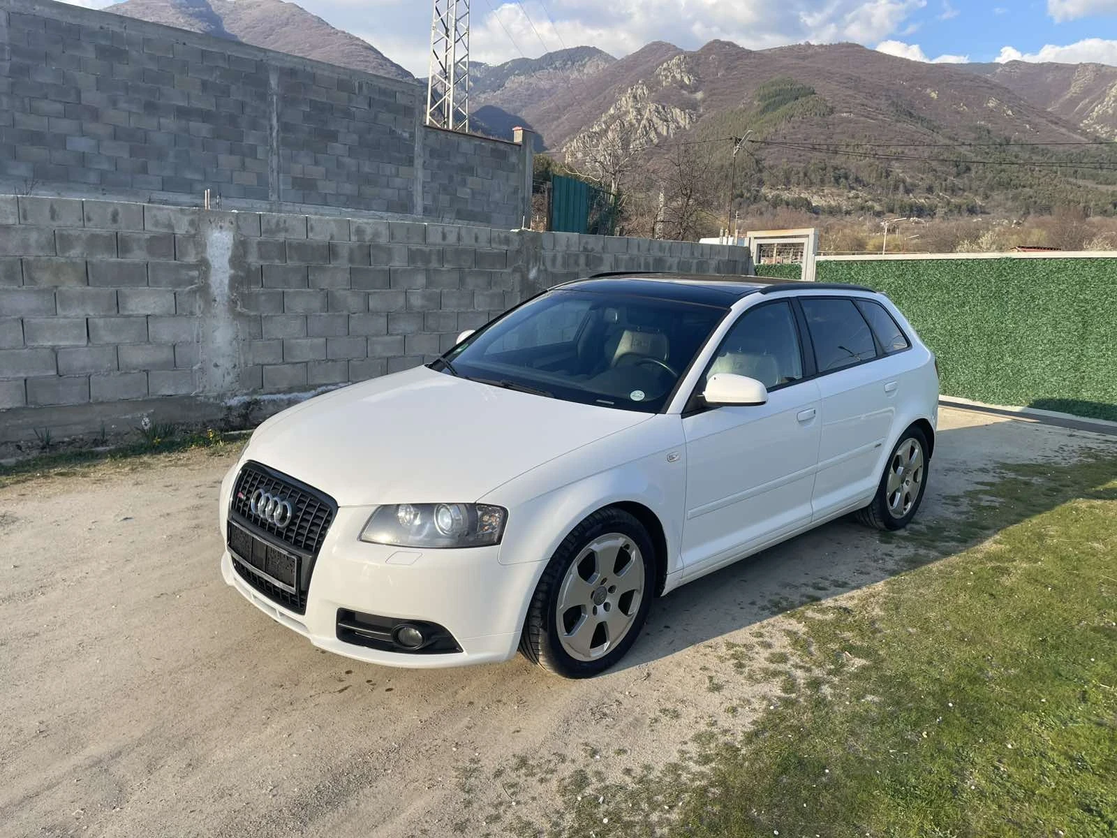 Audi A3 Sline Sportbak panorama 2.0 TDI Quattro , снимка 2 - Автомобили и джипове - 55252155