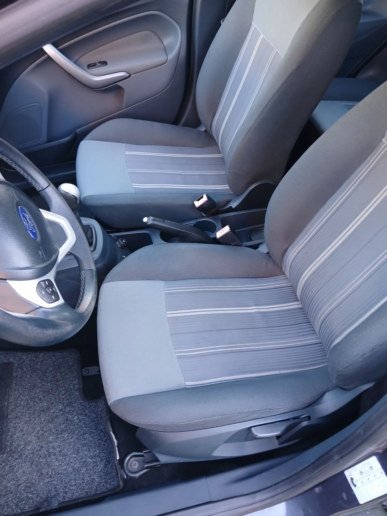 Ford Fiesta 1.25i, снимка 8 - Автомобили и джипове - 55732427
