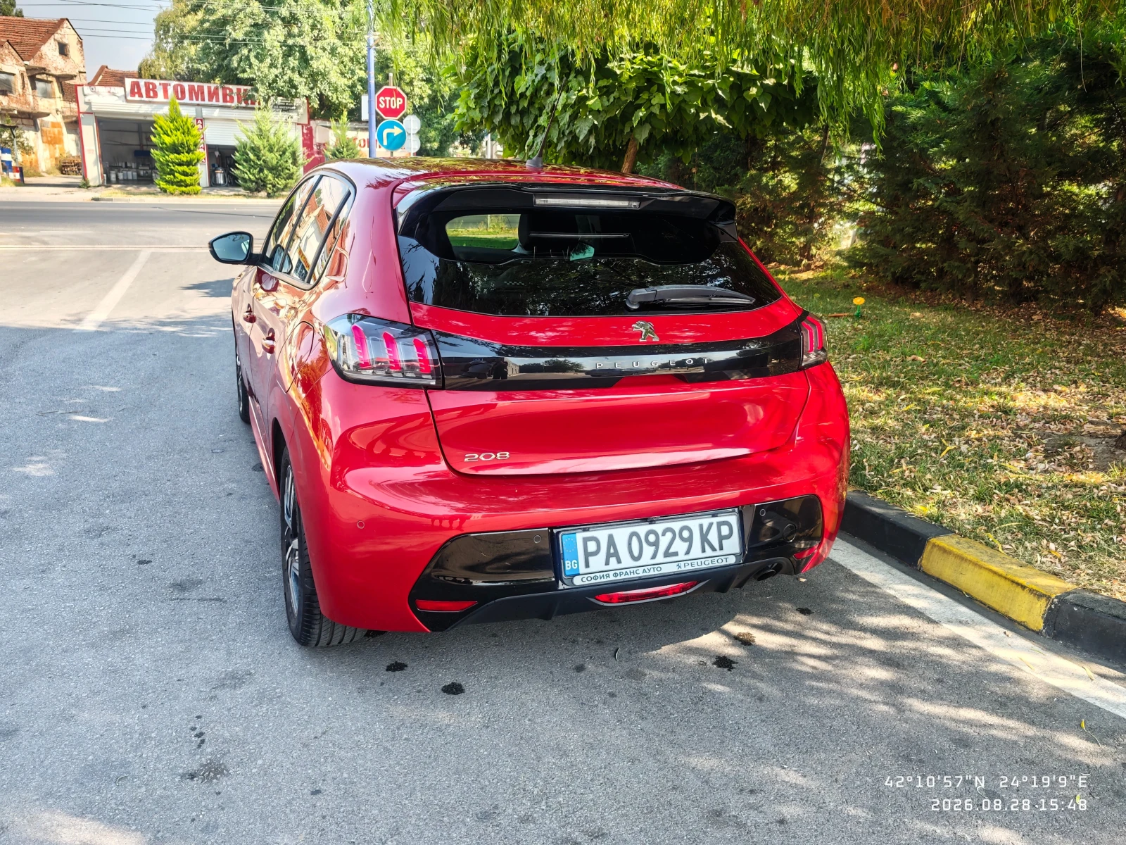 Peugeot 208 1.2 PureTech 100 EAT8 EURO 6, снимка 4 - Автомобили и джипове - 55886450