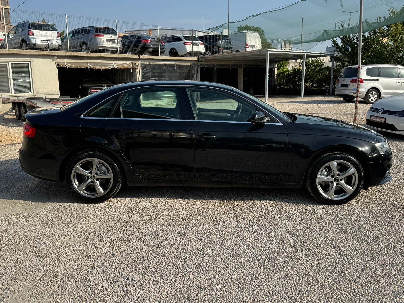 Audi A4 2.0TDI, снимка 3 - Автомобили и джипове - 55903827