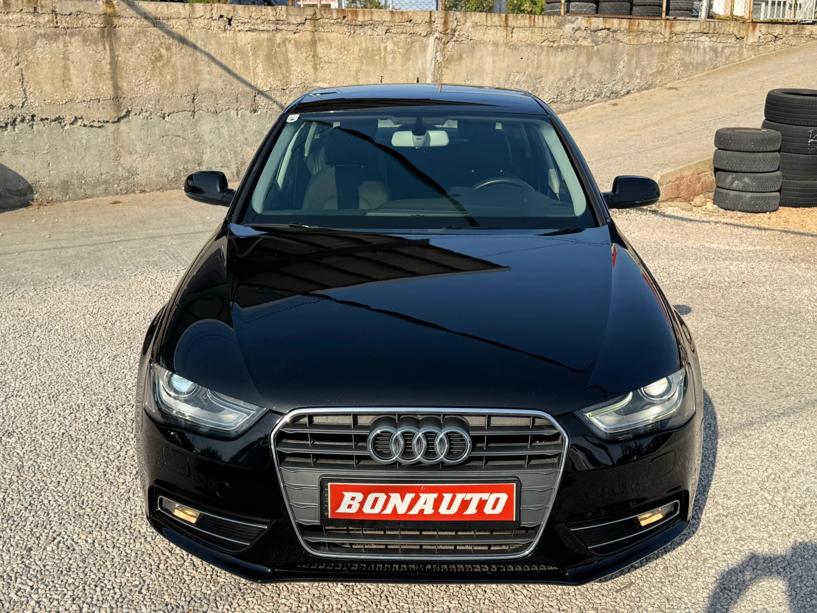 Audi A4 2.0TDI, снимка 2 - Автомобили и джипове - 55903827