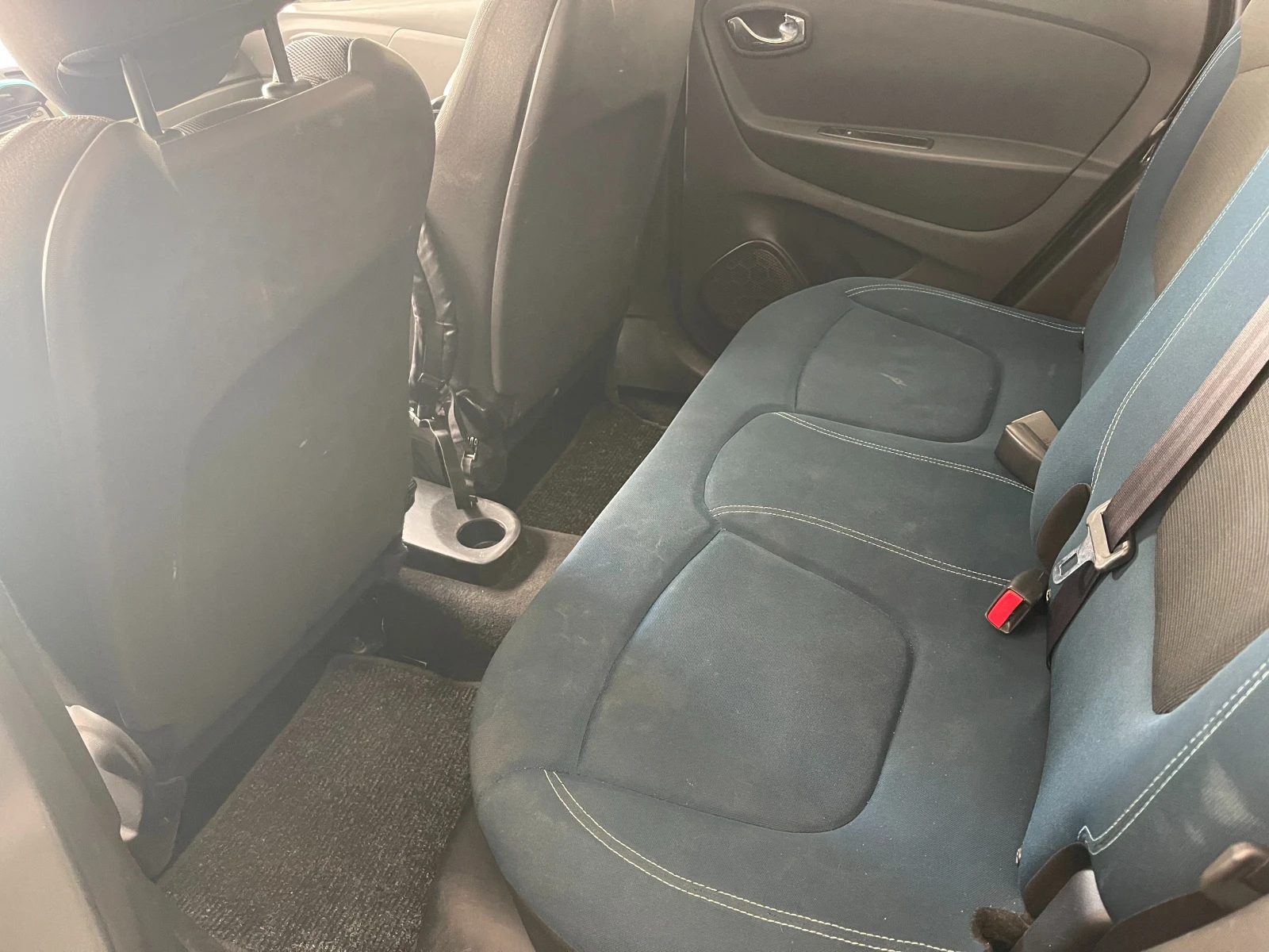 Renault Captur, снимка 8 - Автомобили и джипове - 55941206