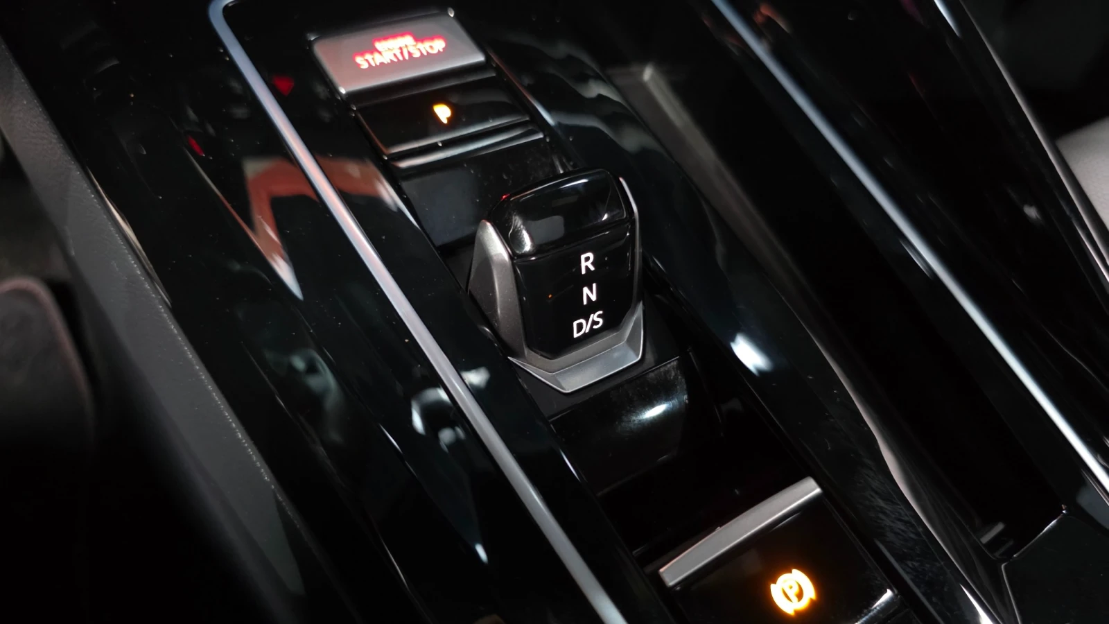 VW Golf GTI, снимка 7 - Автомобили и джипове - 55977114