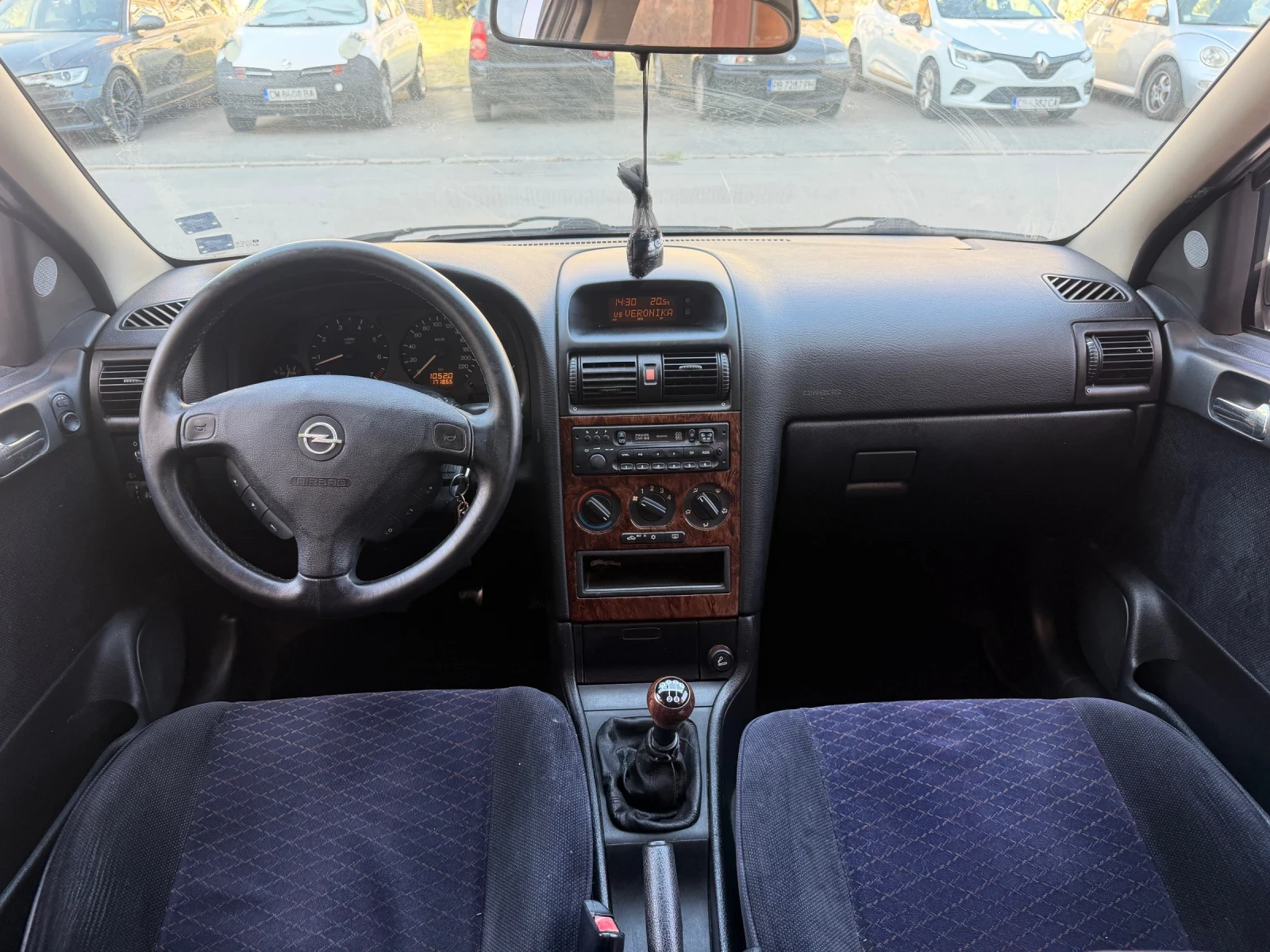 Opel Astra 1.6, снимка 4 - Автомобили и джипове - 56139031