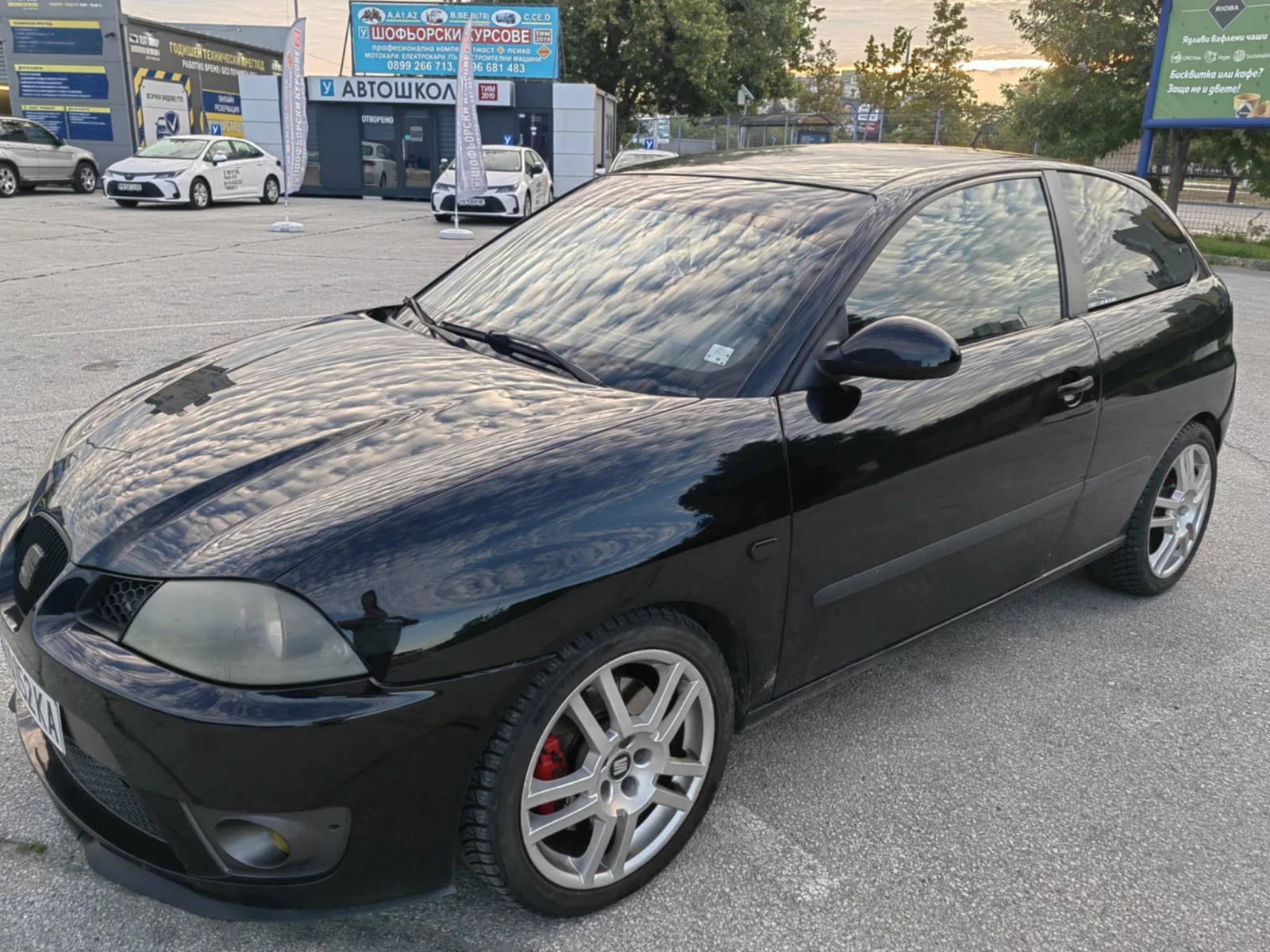 Seat Ibiza Cupra, снимка 2 - Автомобили и джипове - 56219637