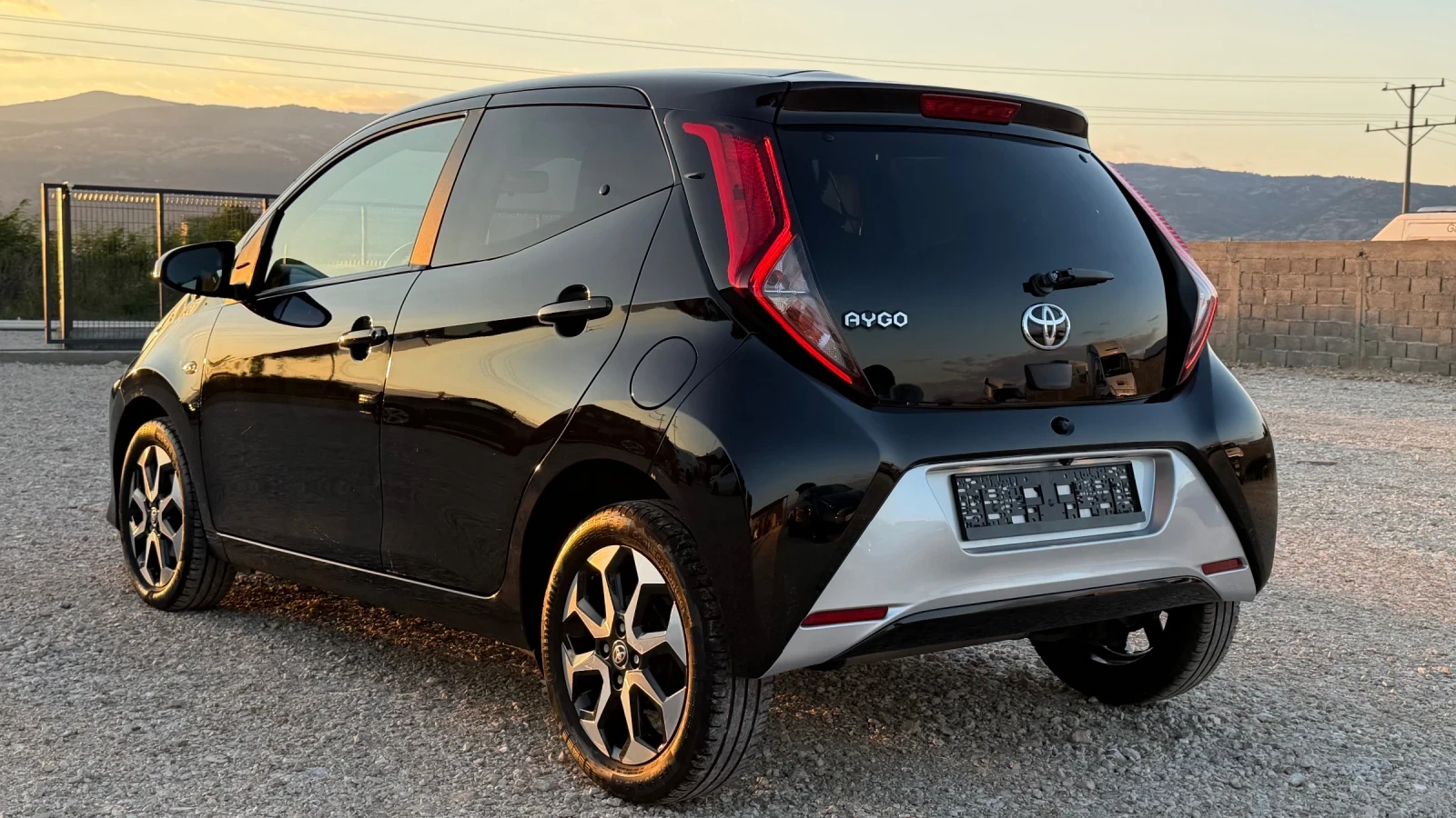 Toyota Aygo X-TREND AUTOMATIC 54000KM, снимка 7 - Автомобили и джипове - 56275681