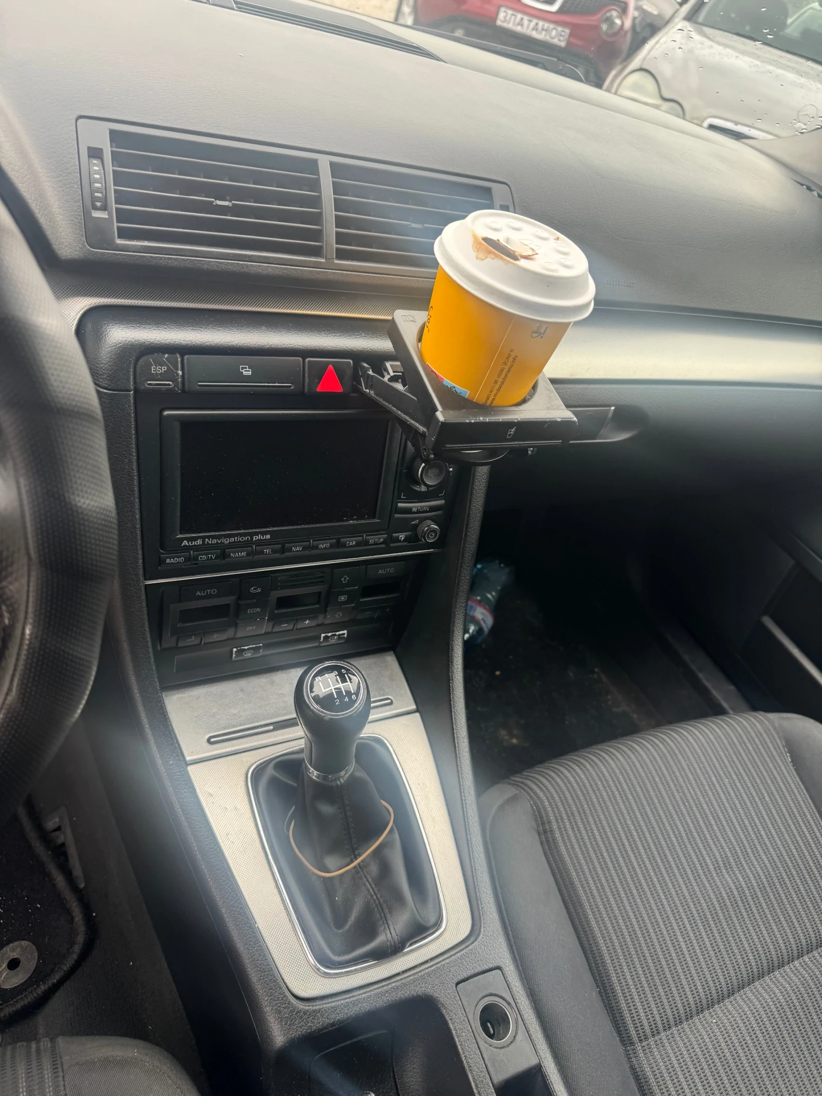 Audi A4 2.0 TDI, снимка 3 - Автомобили и джипове - 56494416
