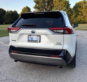 Toyota Rav4 Hybrid XLE AWD | CARFAX | ДВА КЛЮЧА | БЕЗ ИНЦИДЕНТ, снимка 5