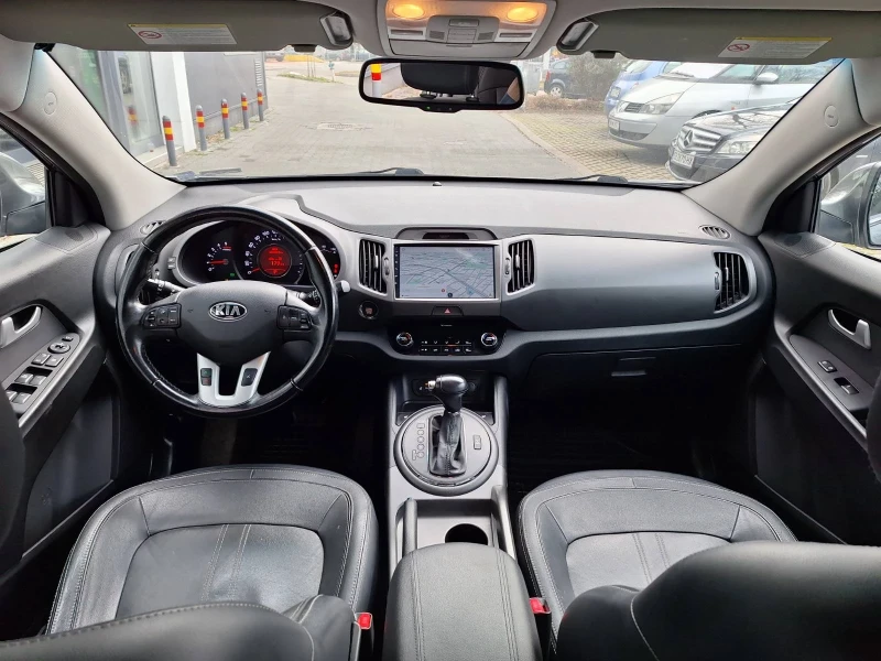 Kia Sportage 2.0 CRDI, снимка 6 - Автомобили и джипове - 48769447