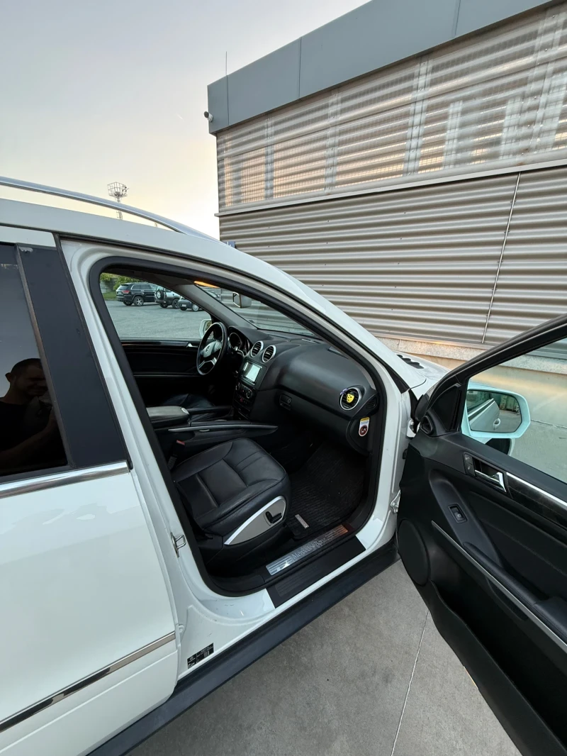 Mercedes-Benz ML 350 350CDI 224kc 4 matic, снимка 13 - Автомобили и джипове - 50335349