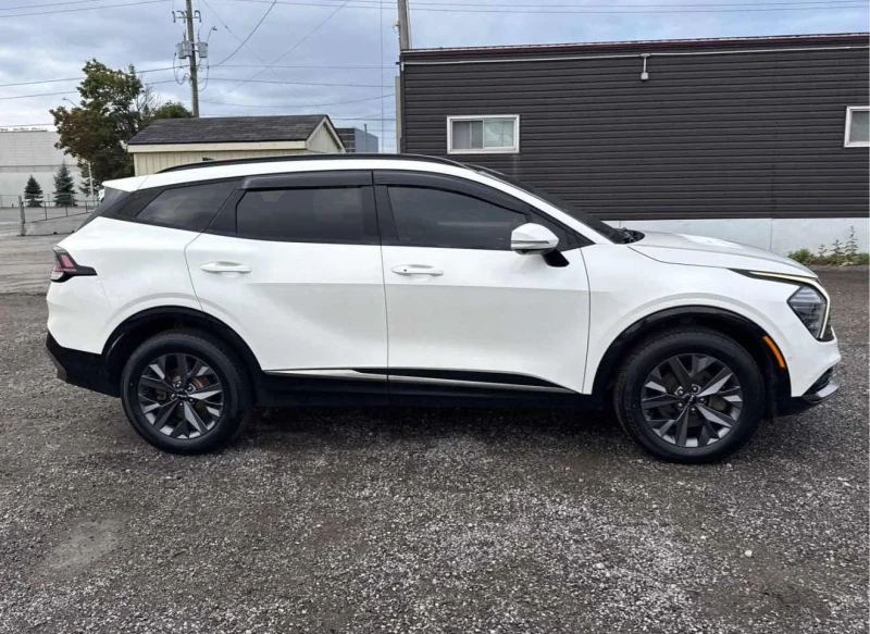 Kia Sportage Hybrid* 360cam* Обдух* Пано* Подгрев, снимка 4 - Автомобили и джипове - 52317322