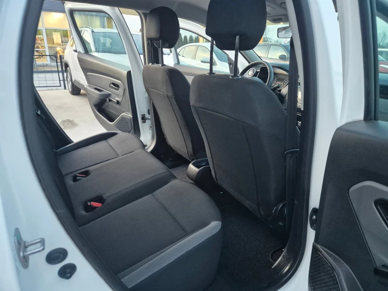 Dacia Duster N1 4x4 M/T1.5 DCI , снимка 10 - Автомобили и джипове - 52559273