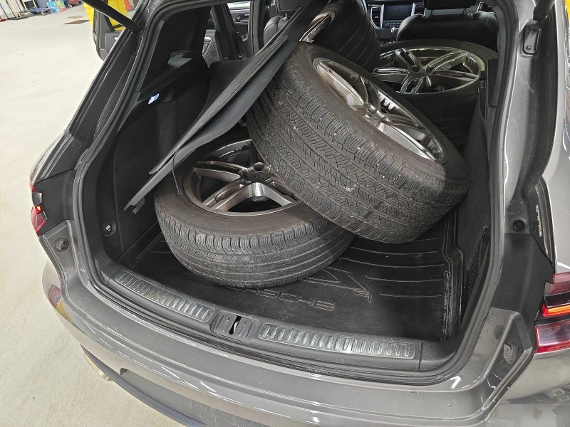 Porsche Macan S CARFAX АВТО КРЕДИТ , снимка 13 - Автомобили и джипове - 52613647