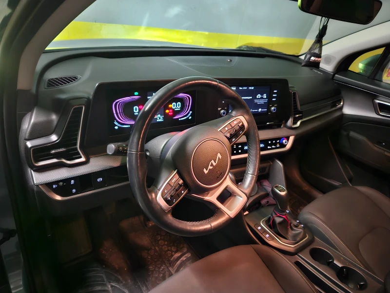 Kia Sportage 1.6 turbo, снимка 8 - Автомобили и джипове - 53090222