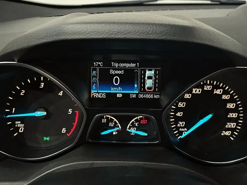 Ford Kuga 2.0 Diesel Trendy, снимка 8 - Автомобили и джипове - 54791402