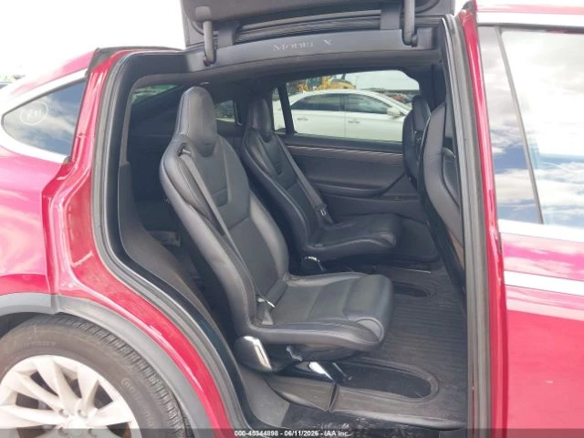 Tesla Model X 90D AWD, снимка 11 - Автомобили и джипове - 55107220