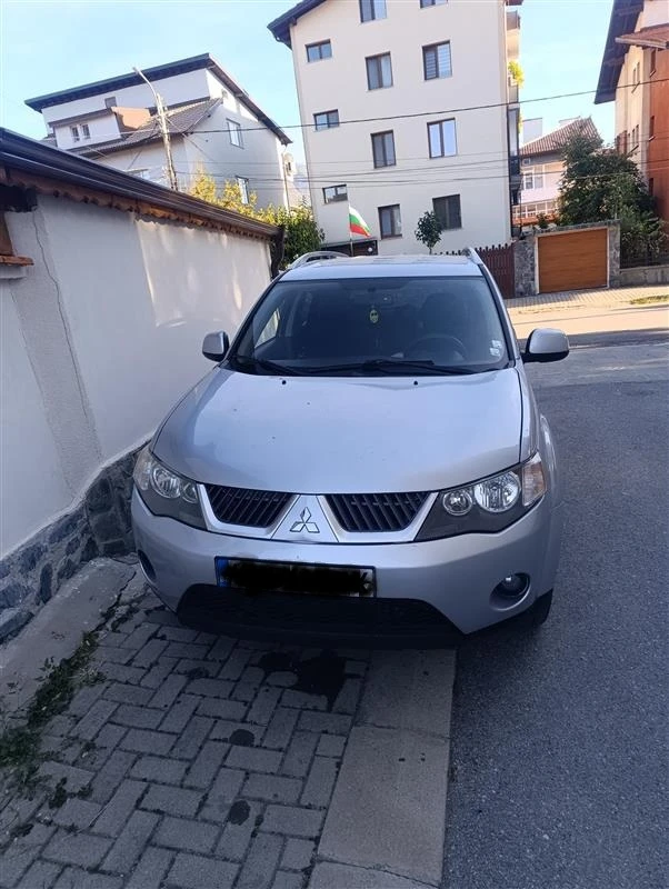 Mitsubishi Outlander, снимка 2 - Автомобили и джипове - 56359951