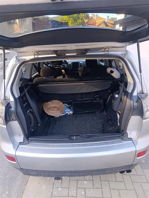 Mitsubishi Outlander, снимка 12 - Автомобили и джипове - 56359951