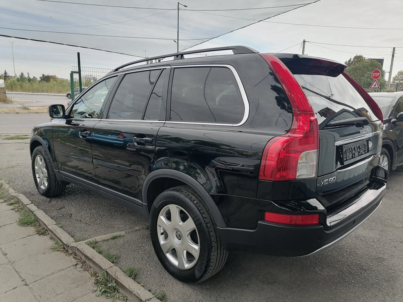 Volvo Xc90 3.2i - изображение 3