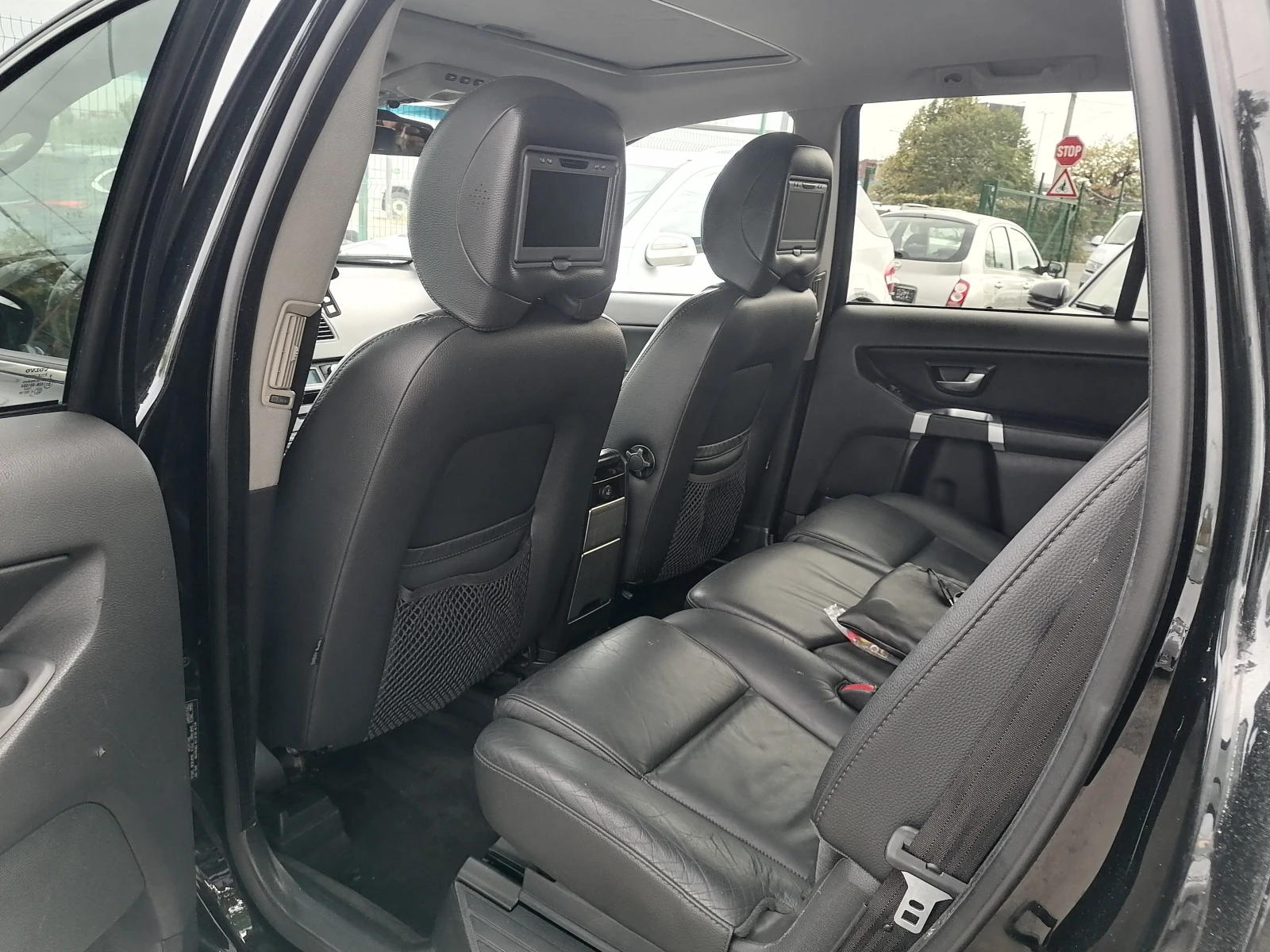 Volvo Xc90 3.2i - изображение 10