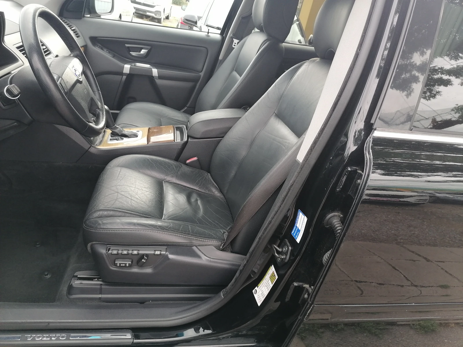 Volvo Xc90 3.2i - изображение 8