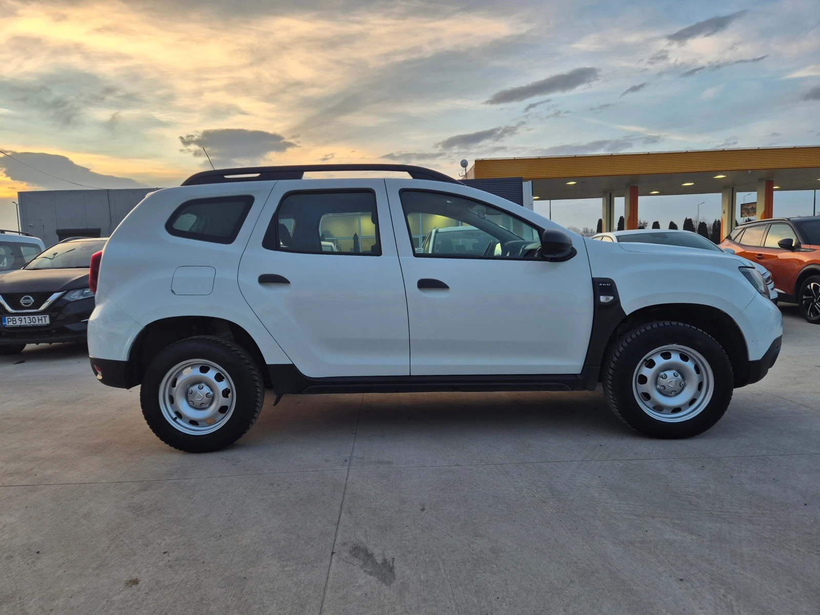 Dacia Duster N1 4x4 M/T1.5 DCI  | Mobile.bg   6