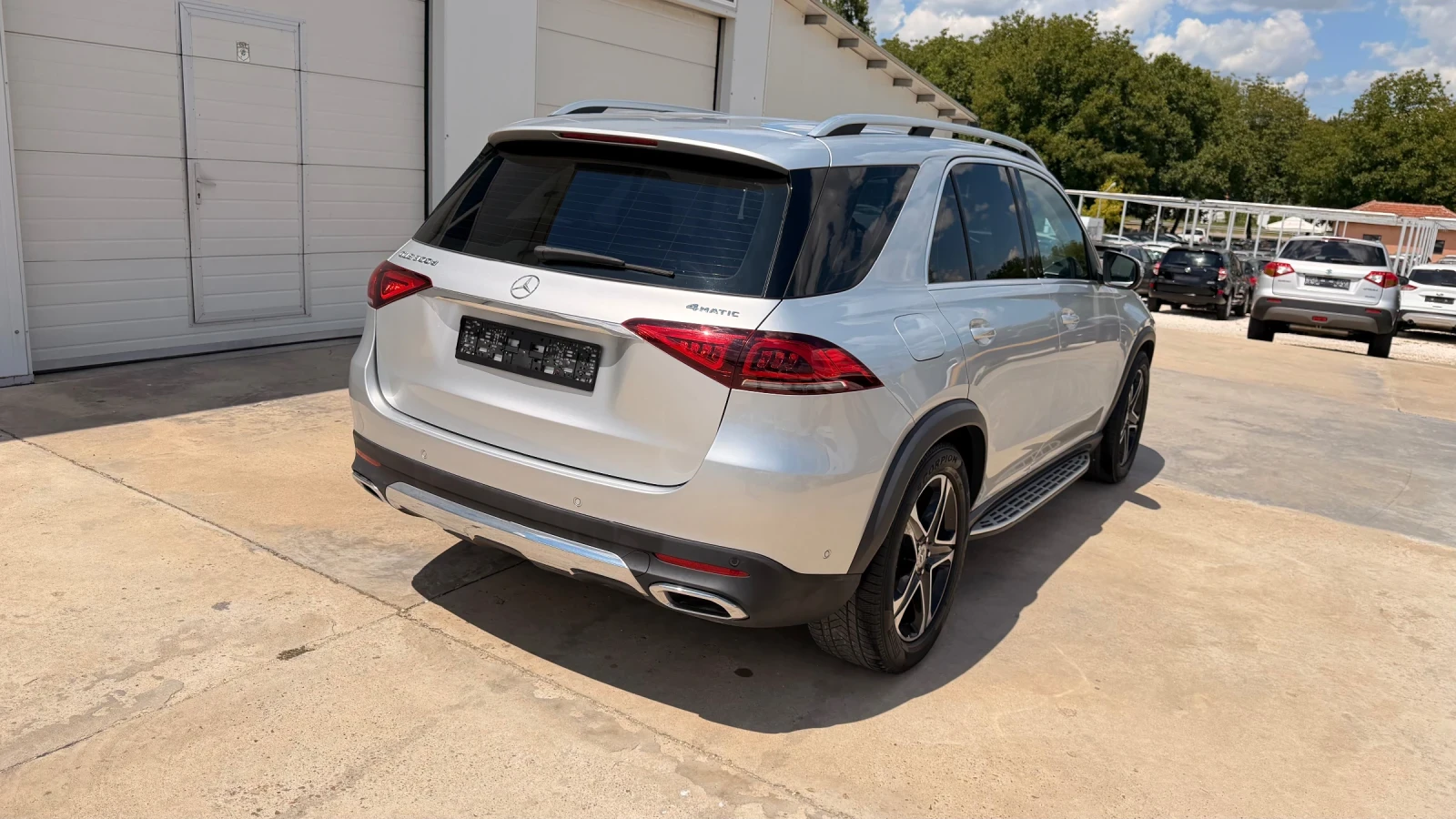 Mercedes-Benz GLE 300 d/4Matic/Камера 360/9G-Tronic, снимка 14 - Автомобили и джипове - 53124850