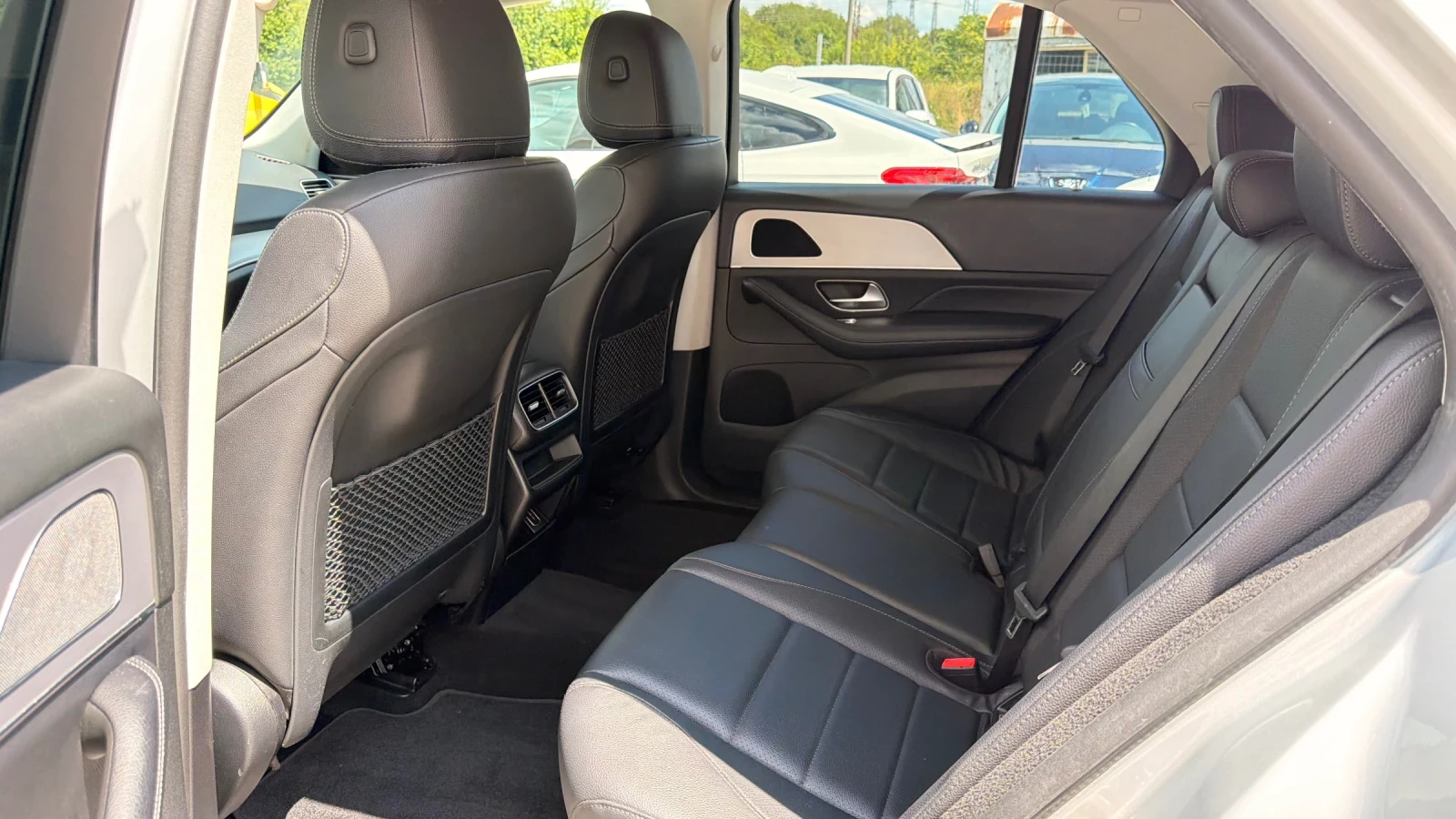 Mercedes-Benz GLE 300 d/4Matic/Камера 360/9G-Tronic, снимка 8 - Автомобили и джипове - 53124850