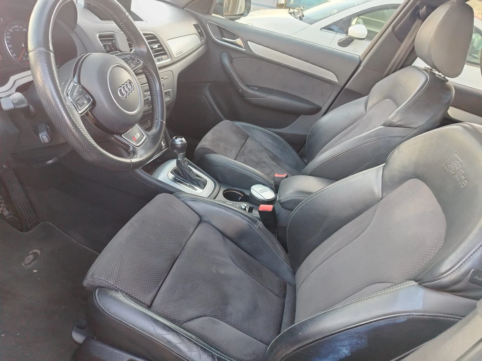 Audi Q3 S line *  - изображение 6