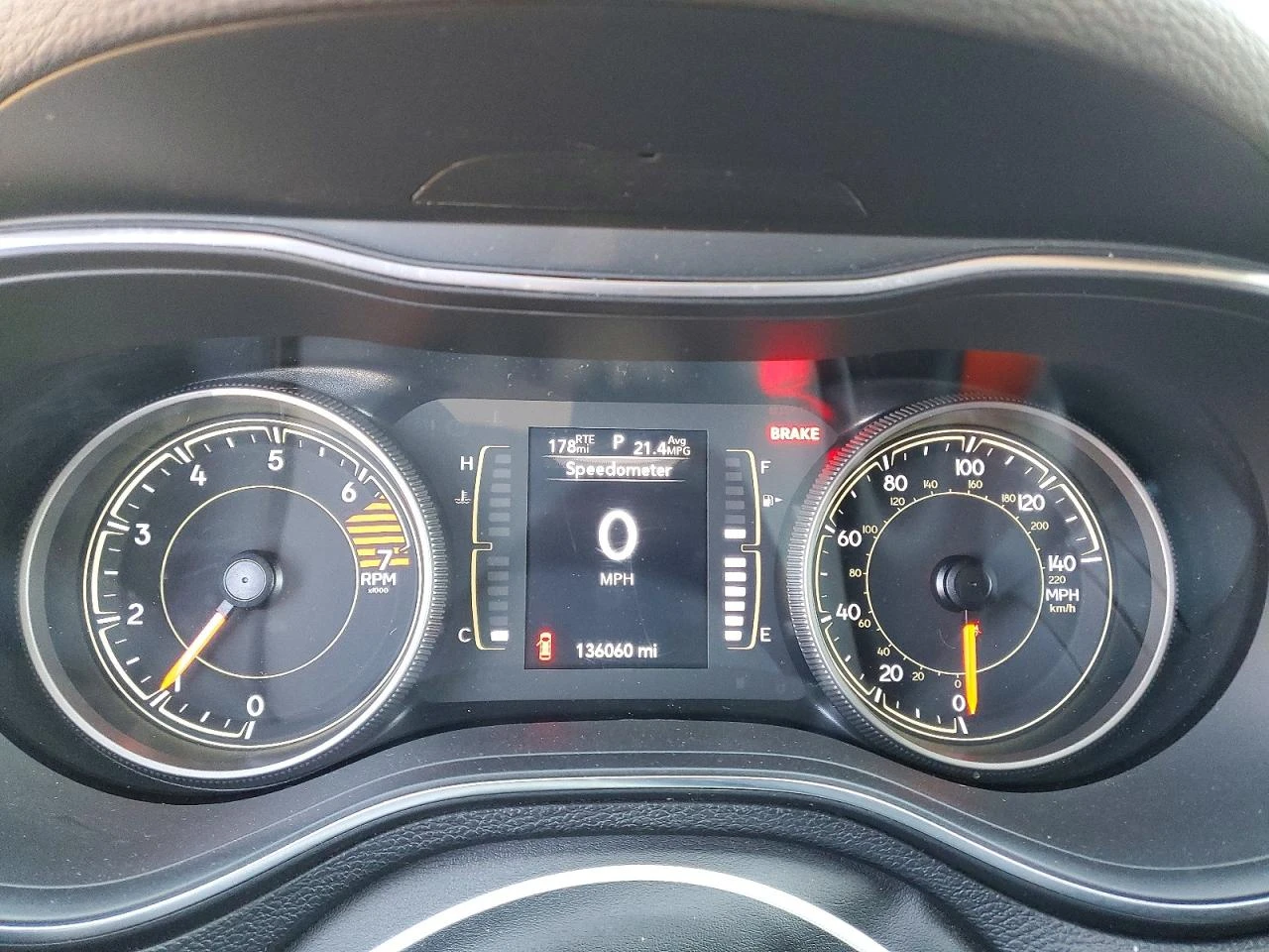 Jeep Cherokee 2.4l Latitude Plus, снимка 8 - Автомобили и джипове - 53987472