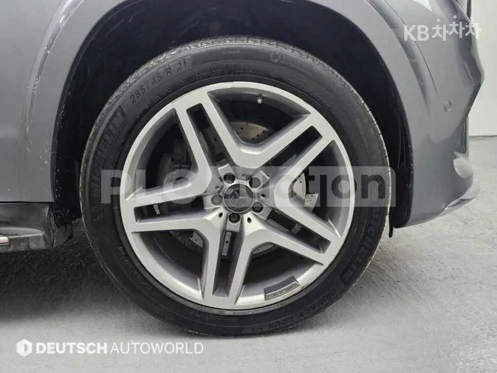 Mercedes-Benz GLS 350 * DIS* 360* Обдухване* TV* , снимка 14 - Автомобили и джипове - 53994291