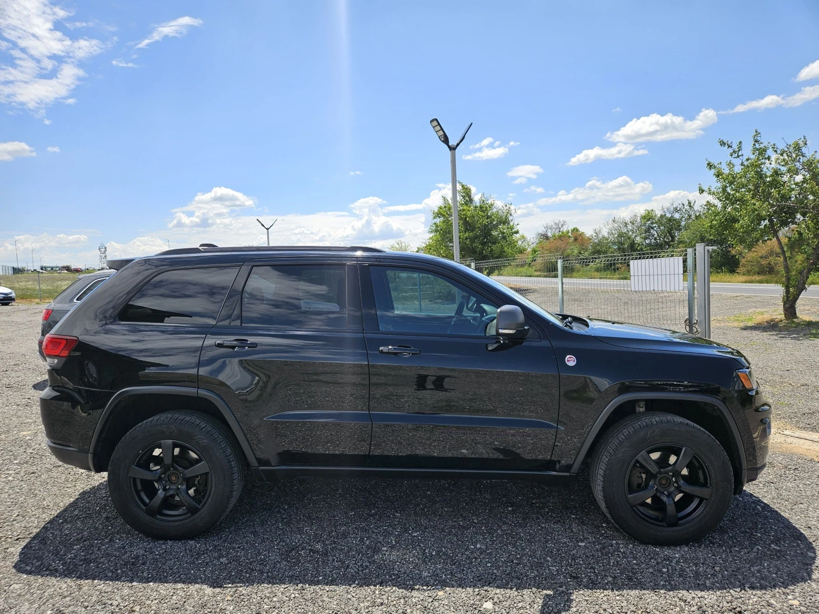 Jeep Grand cherokee 3.6 TrailHawk Facelift , снимка 6 - Автомобили и джипове - 54631495