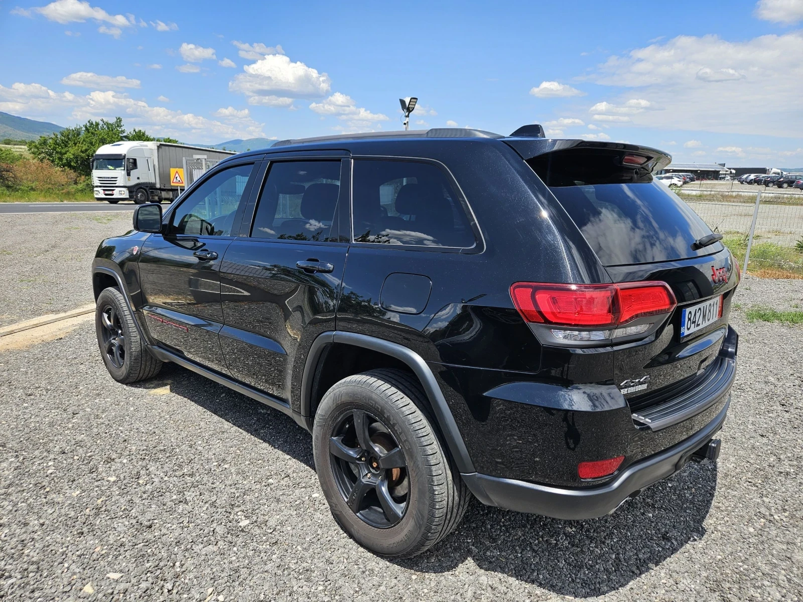 Jeep Grand cherokee 3.6 TrailHawk Facelift , снимка 3 - Автомобили и джипове - 54631495