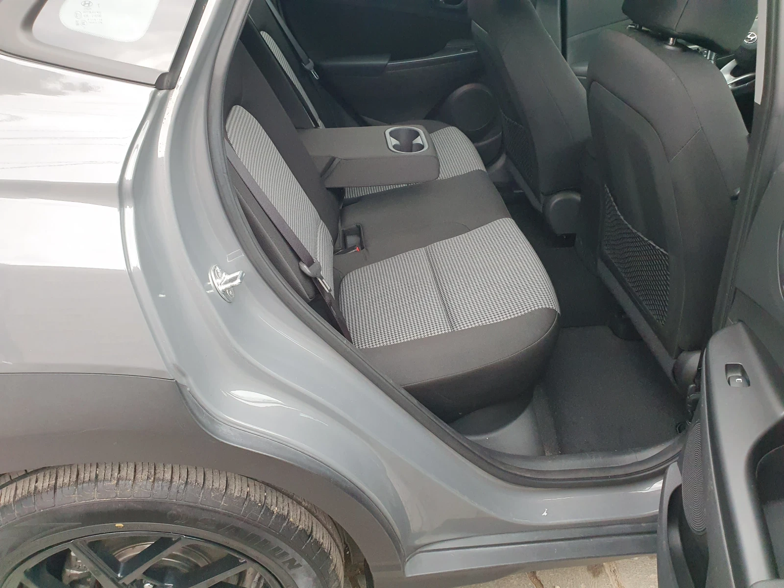 Hyundai Kona 2.0i AWD SEL, снимка 14 - Автомобили и джипове - 54717351