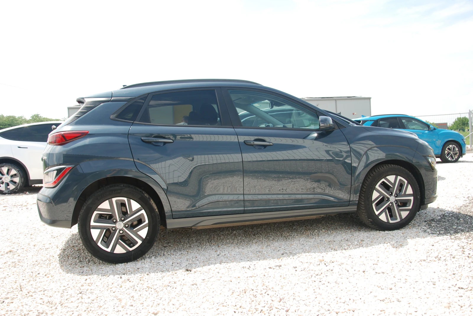 Hyundai Kona 294 евро/месец ГАРАНЦИЯ / SOH 100%", снимка 7 - Автомобили и джипове - 54766069