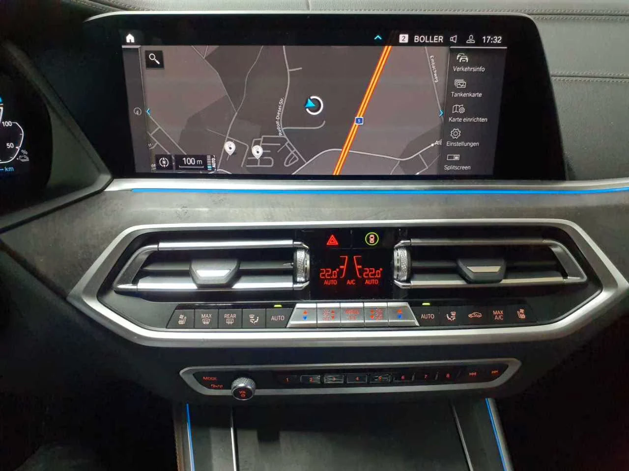 BMW X5 xDrive45ie/394HP/PANO/B&W/LASER/AHK/HUD/MEMO/370q, снимка 9 - Автомобили и джипове - 54777270