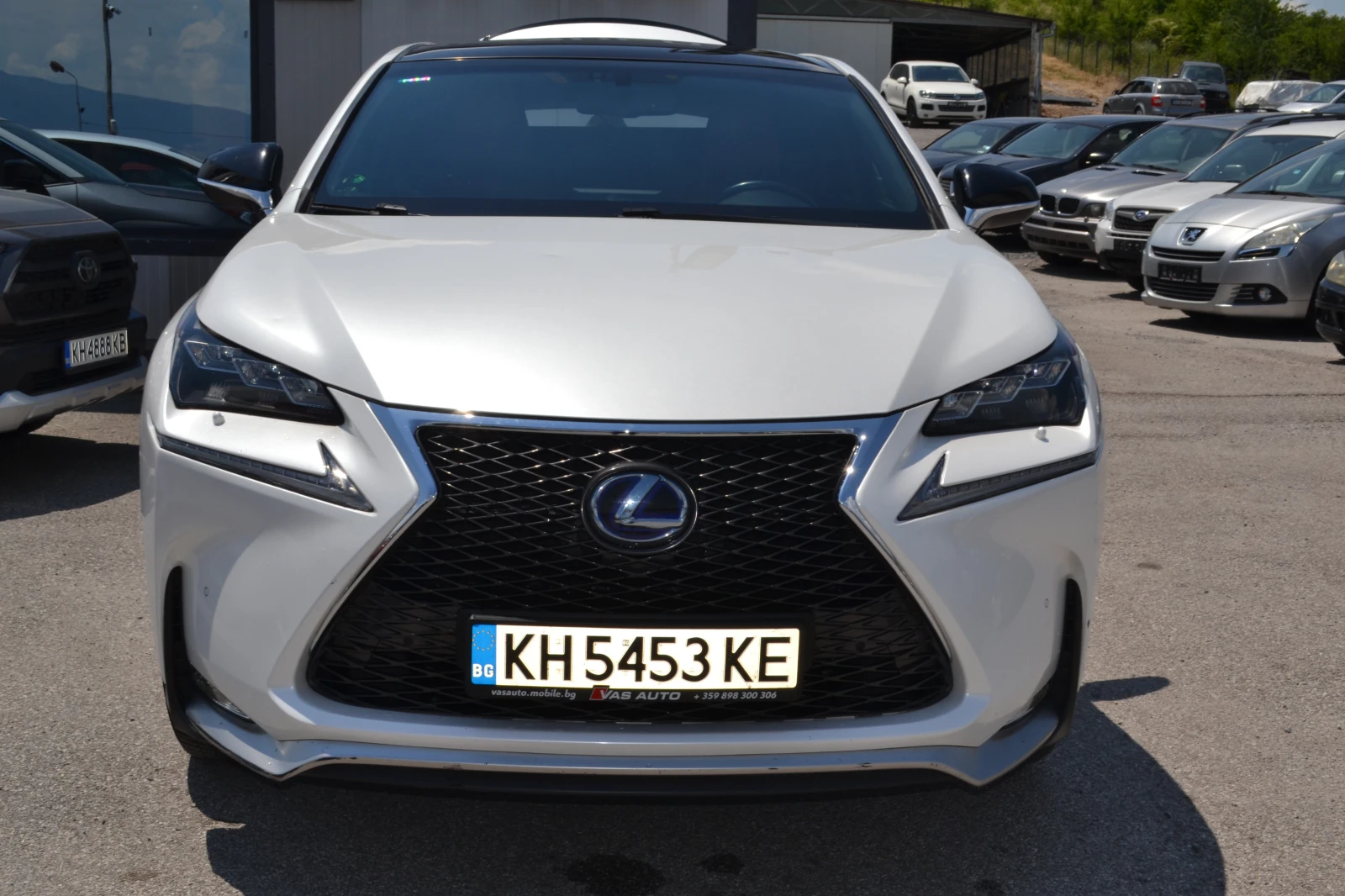 Lexus NX 300h 2.5-HIBRD