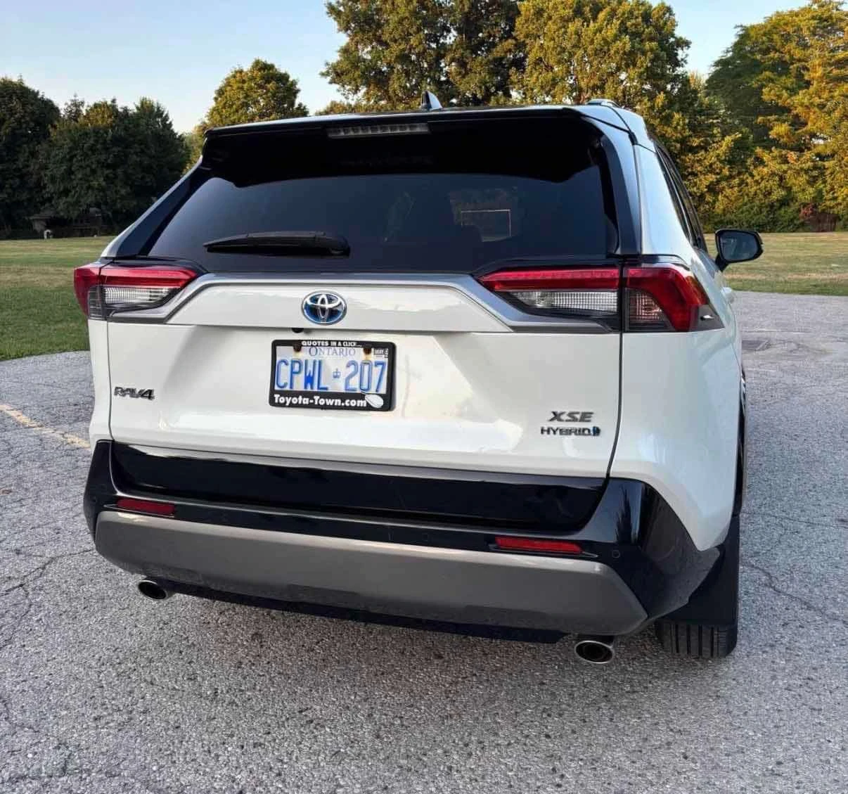 Toyota Rav4 Hybrid XLE AWD | CARFAX | ДВА КЛЮЧА | БЕЗ ИНЦИДЕНТ, снимка 5 - Автомобили и джипове - 55434623