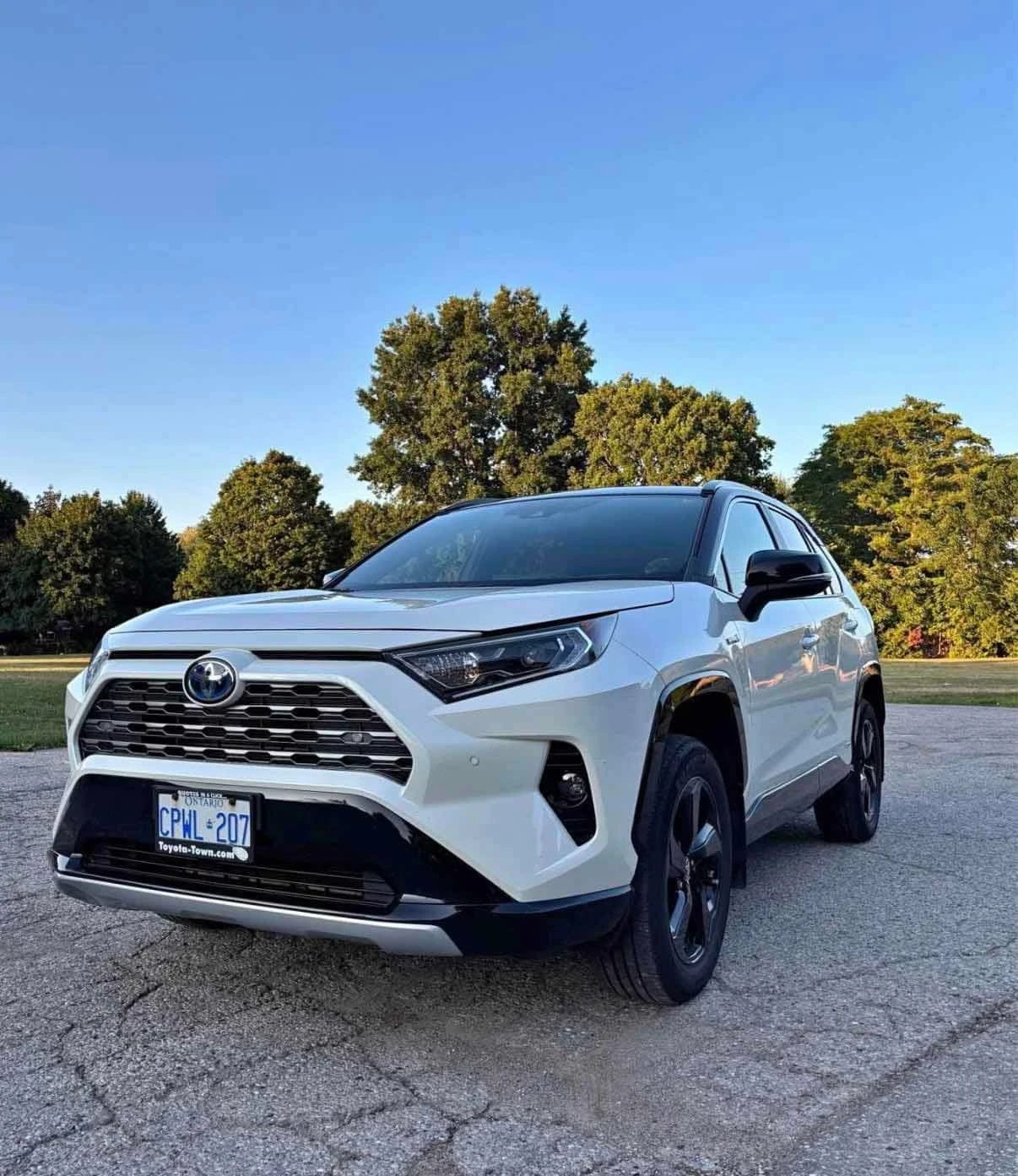 Toyota Rav4 Hybrid XLE AWD | CARFAX | ДВА КЛЮЧА | БЕЗ ИНЦИДЕНТ
