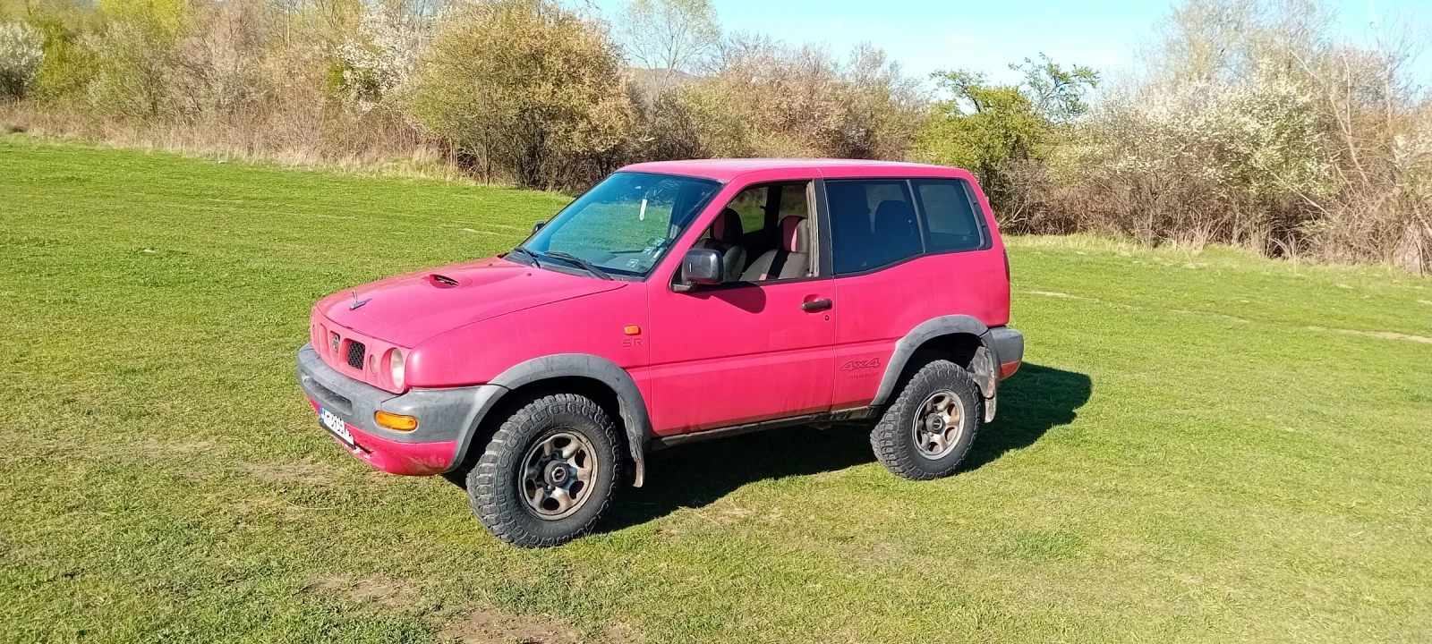 Nissan Terrano 2.7 125 кс., снимка 4 - Автомобили и джипове - 55511467