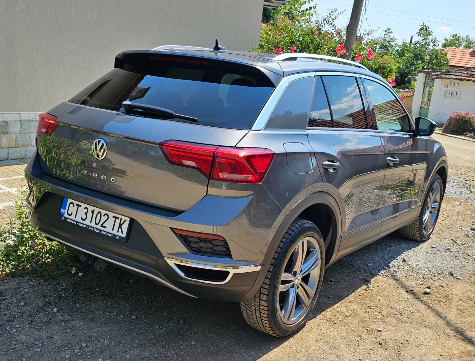VW T-Roc 1.6 TDI, снимка 5 - Автомобили и джипове - 55602995