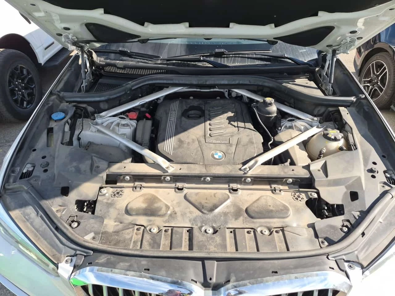 BMW X5 ЛАЗЕРИ/Xdrive40i/CARFAX/ПОДГРЕВ/ФИНАНСИРАНЕ, снимка 17 - Автомобили и джипове - 56262259
