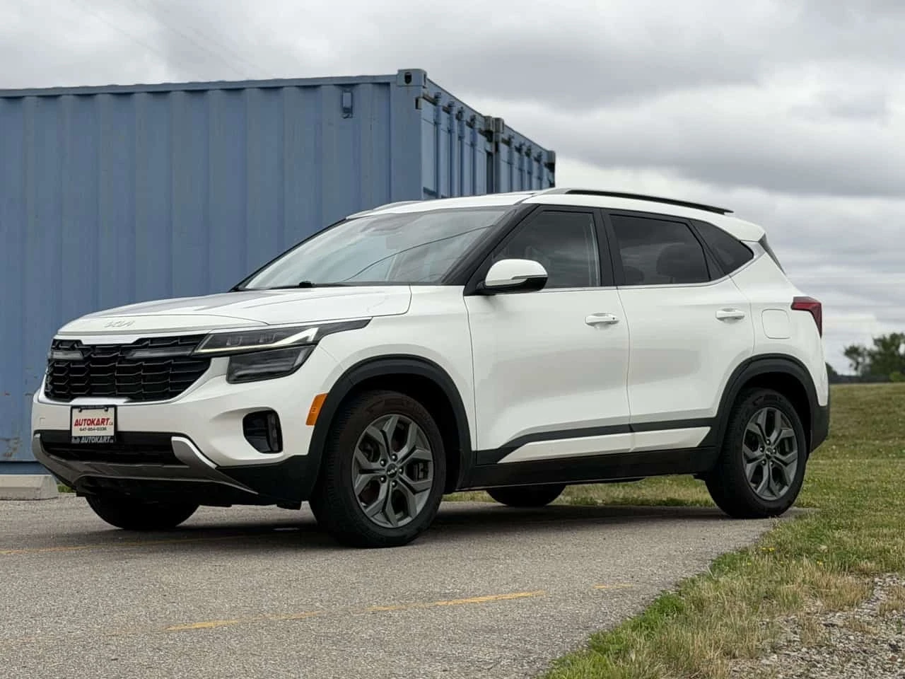 Kia Seltos * 2.0 EX * CARFAX * ФИКСИРАНА ЦЕНА ДО БГ * , снимка 3 - Автомобили и джипове - 56324744