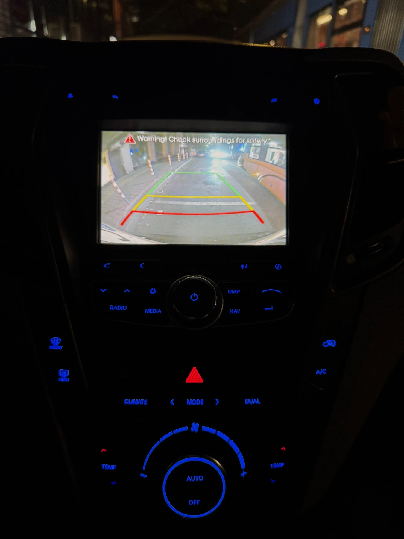 Hyundai Santa fe 2.2 CRDI 4x4 кожа, снимка 11 - Автомобили и джипове - 56606330