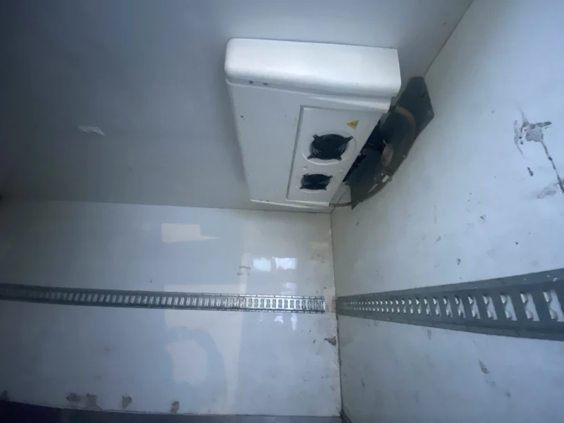 Iveco 35s13 фургон, снимка 11 - Бусове и автобуси - 53169304