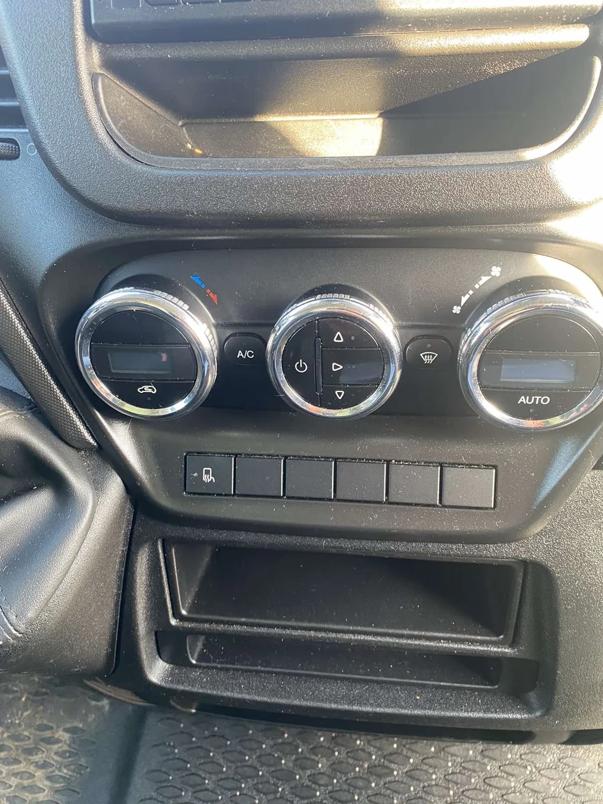 Iveco 35s13 Хладилен фургон - изображение 6