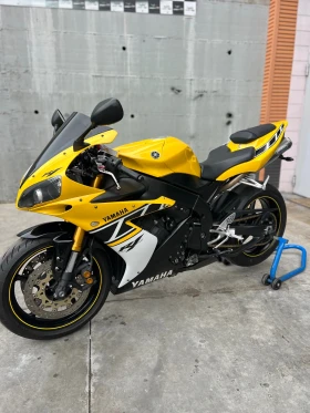 ������ Yamaha YZF-R1